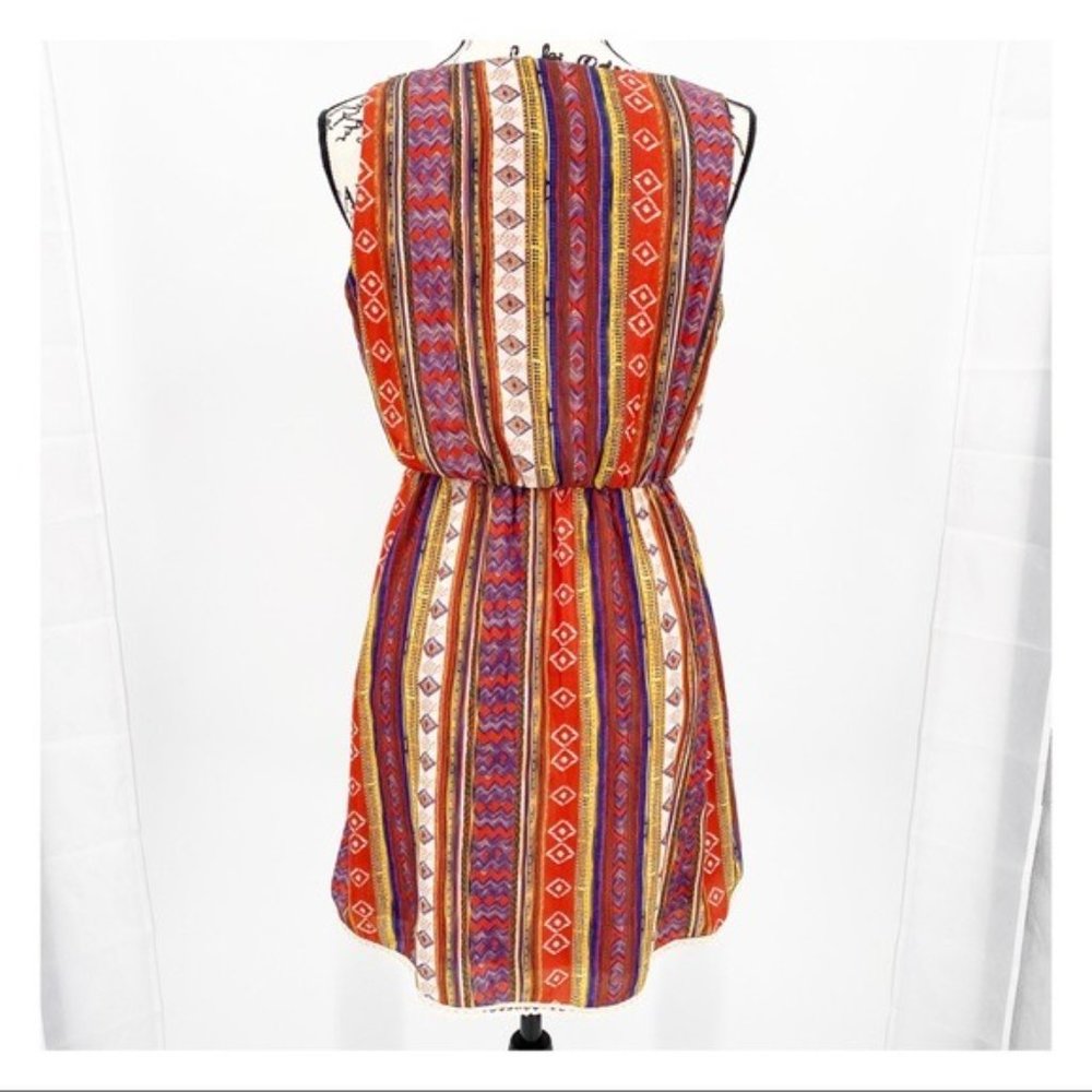 CALS Sleeveless Dress Striped Geometric Pattern - Picture 3 of 5